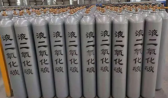 關于二氧化碳的性質與安全使用